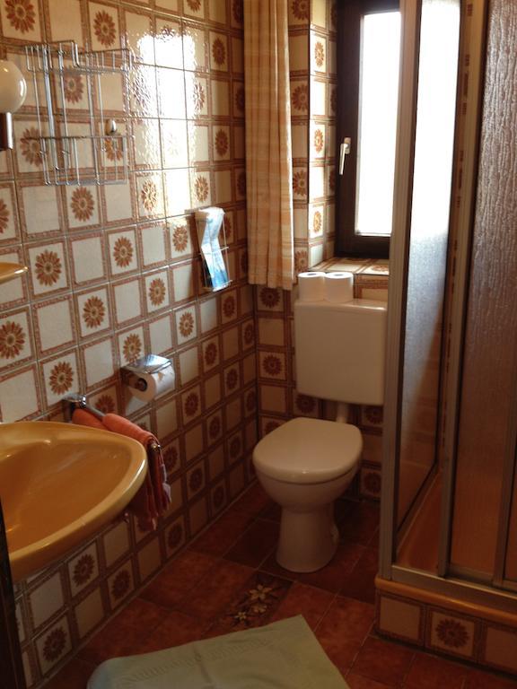 Gasthaus Pension Sternknockel Bodenmais Rom bilde